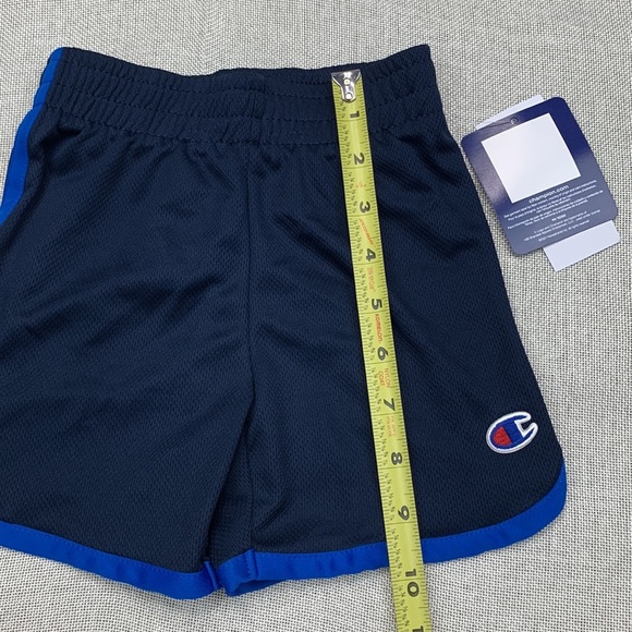 CHAMPION Toddler Boys Contrast Binding "C" Patch Shorts Size 2T - Picture 5 of 6